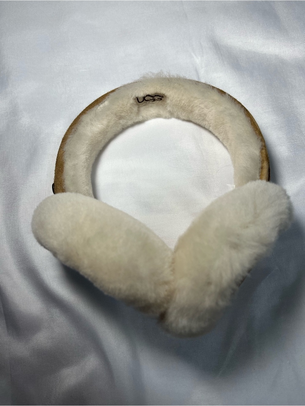 UGG Australia Chestnut Brown Shearling Ear Muffs Women’s One Size Soft Cozy